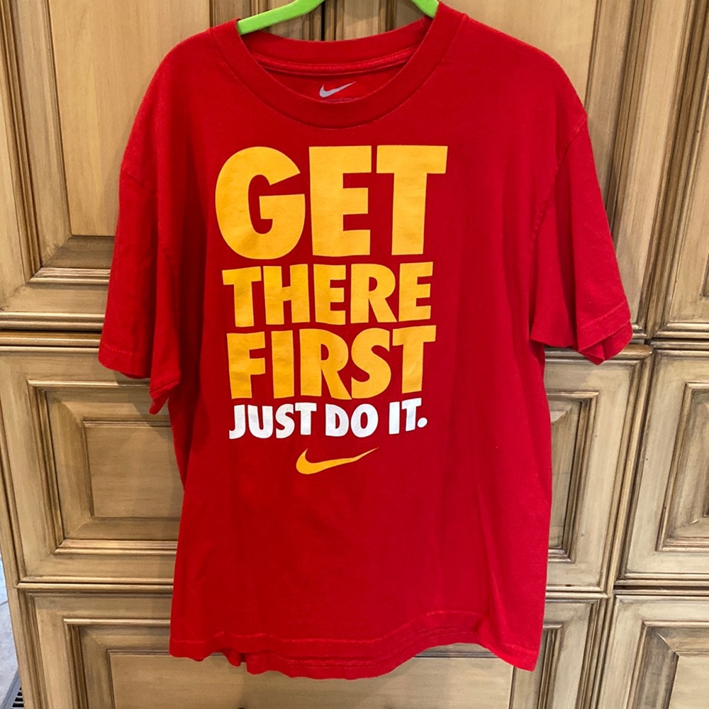 Nike T-Shirt Mens
